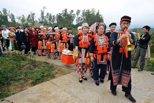 Chủ tịch nước Trương Tấn Sang chúc Tết cộng đồng các dân tộc Việt Nam ảnh 2