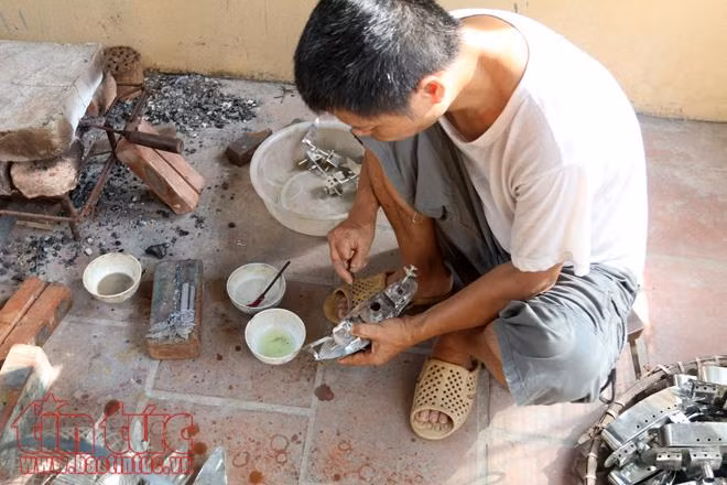 Tàu thủy chạy dầu hỏa - món đồ chơi đắt giá nhất một thời ảnh 1