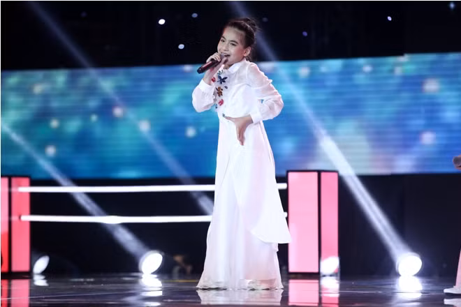 The Voice Kids: Thùy Chi, Hoàng Bách, Hà Anh Tuấn xuất hiện tại vòng Đối đầu ảnh 5