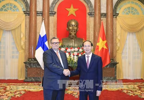 Chủ tịch nước Trần Đại Quang tiếp các Đại sứ trình Quốc thư ảnh 3