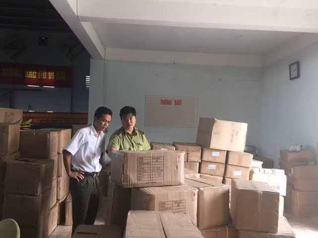 Khó xử lý vi phạm kinh doanh mỹ phẩm trên mạng ảnh 1