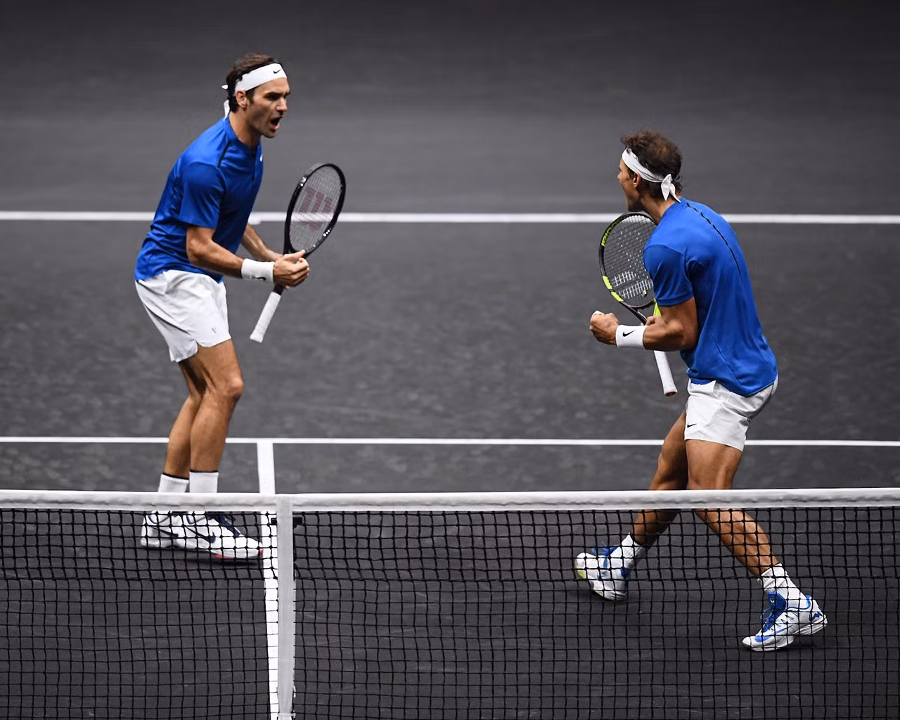 Không đồng điệu trong trận đánh đôi lịch sử, Nadal và Federer vẫn vui đùa cùng chiến thắng ảnh 5
