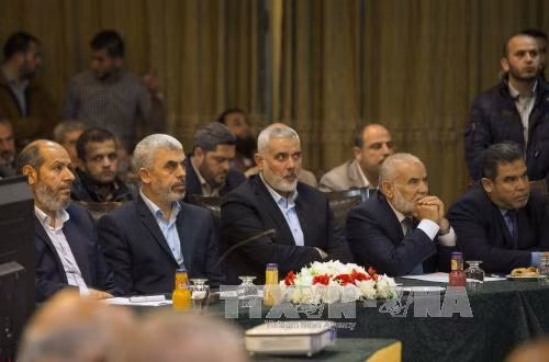 Hamas đề nghị Tổng thống Abbas nối lại việc kiểm soát dải Gaza ảnh 1
