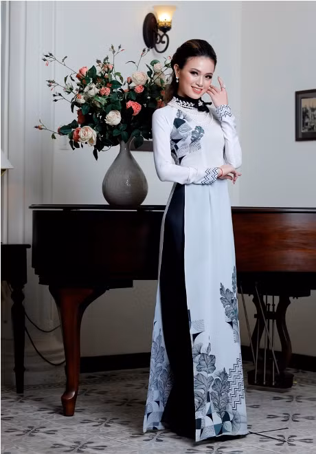 Thí sinh Miss Photo 2017 khoe đường cong quyến rũ với trang phục áo dài ảnh 9