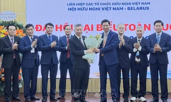 Thúc đẩy đối ngoại nhân dân, tăng cường hợp tác hữu nghị Việt Nam - Belarus