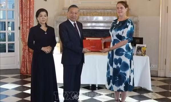 Bản tin ảnh chiều 24/10