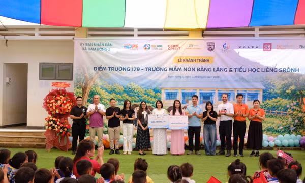 Home Credit trao tặng các phòng học mới cho học sinh tại Lâm Đồng