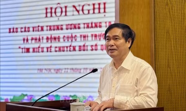 Đẩy mạnh tuyên truyền, tạo thống nhất trong thực hiện Nghị quyết Trung ương 4