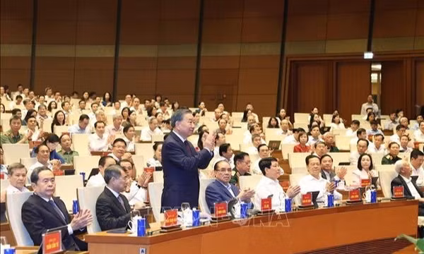 Hội nghị toàn quốc quán triệt và triển khai thực hiện Nghị quyết Hội nghị Trung ương 4