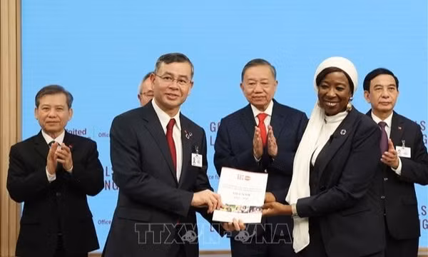 Tổng Bí thư, Chủ tịch nước Tô Lâm dự lễ trao văn kiện hợp tác tại Liên hợp quốc