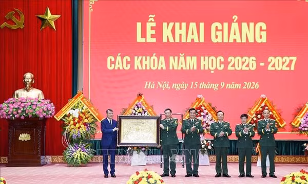 Thủ tướng dự Lễ Khai giảng năm học 2026 - 2027 của Học viện Quốc phòng