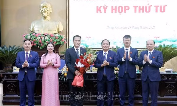 Ông Phạm Bảo Sơn được bầu giữ chức Phó Chủ tịch UBND tỉnh Hưng Yên