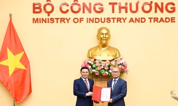 Công bố và trao quyết định bổ nhiệm Thứ trưởng Bộ Công Thương