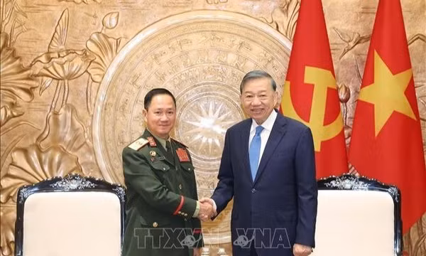 Tổng Bí thư, Chủ tịch nước Tô Lâm tiếp Bộ trưởng Quốc phòng Lào