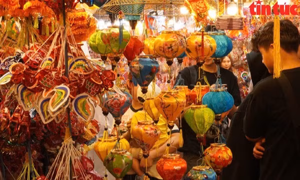 Trung thu - Gìn giữ giá trị văn hóa, lưu giữ ký ức đoàn viên