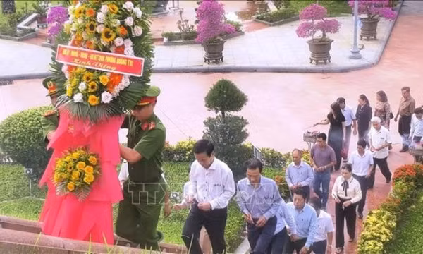 Ngày giỗ chung - Tri ân những người nằm lại Thành cổ Quảng Trị