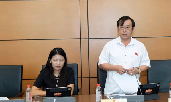 Mở lối cho dự án bất động sản đình trệ, tăng phân cấp quản lý