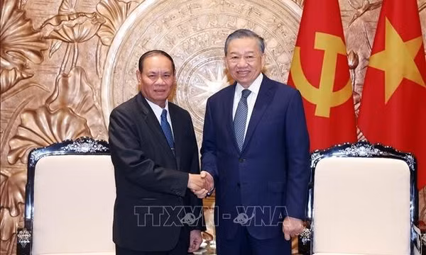 Tổng Bí thư, Chủ tịch nước Tô Lâm tiếp Thường trực Ban Bí thư Lào