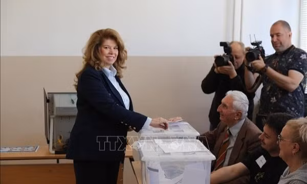 Bầu cử Tổng thống Bulgaria: Xác định hai ứng cử viên vào vòng hai