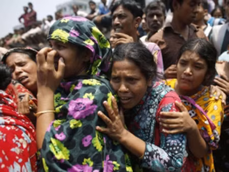 152 người chết trong vụ sập nhà ở Bangladesh ảnh 1