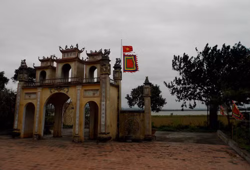 Về Bắc Ninh thăm đền Cao Lỗ Vương ảnh 2