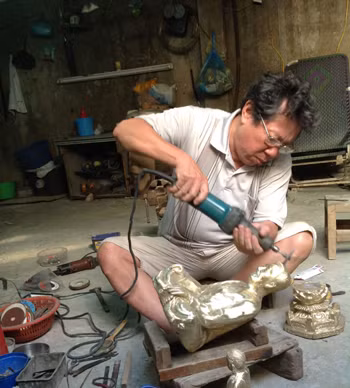 Trăn trở lưu giữ làng nghề đúc đồng ảnh 1