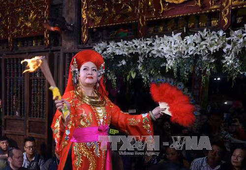 Liên hoan văn hóa tín ngưỡng thờ Mẫu - Hà Nội 2017 ảnh 1
