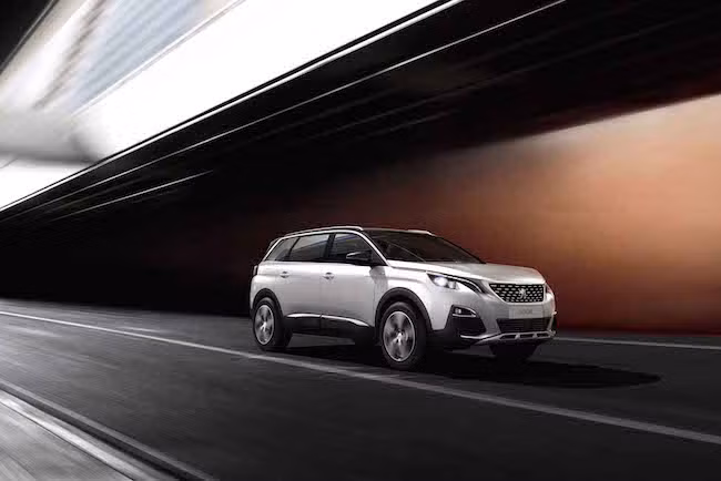 Peugeot cho ra mắt SUV 7 chỗ thế hệ mới 5008 có giá dưới 1,5 tỷ đồng ảnh 1