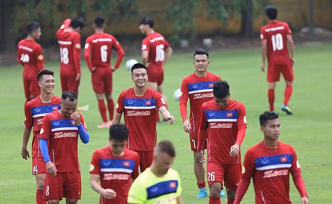 Tuyển Việt Nam quyết giành vé sớm ảnh 1