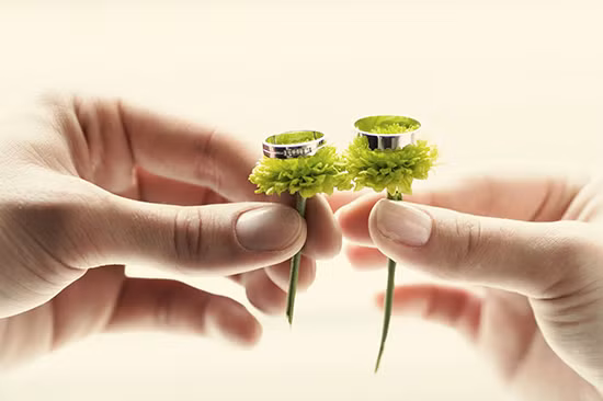 Bắt con trai chia tay vì người yêu… nâng ngực ảnh 1