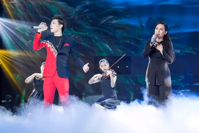 Cặp đôi hoàn hảo, Trữ tình & Bolero: Erik và Phi Nhung hát mashup ngập cảm xúc, giành giải hay nhất ảnh 1