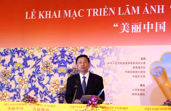 Khai mạc triển lãm ảnh ’Việt Nam tươi đẹp, Trung Quốc tươi đẹp’ ảnh 2