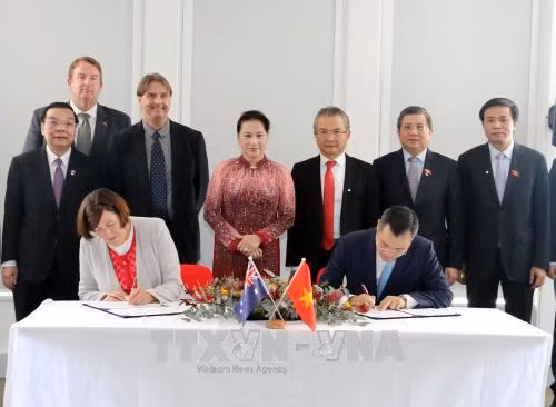 Chủ tịch Quốc hội Nguyễn Thị Kim Ngân tiếp tục các hoạt động tại Australia ảnh 2