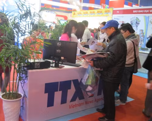 Tưng bừng hội báo Xuân Ất Mùi 2015 ảnh 3