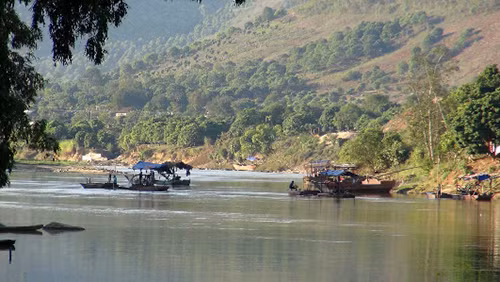 Sông Mã oằn mình vì 'sa tặc' ảnh 1