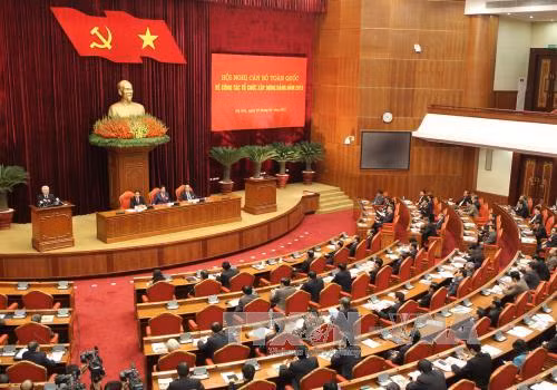 Đổi mới toàn diện công tác cán bộ Đảng viên ảnh 1