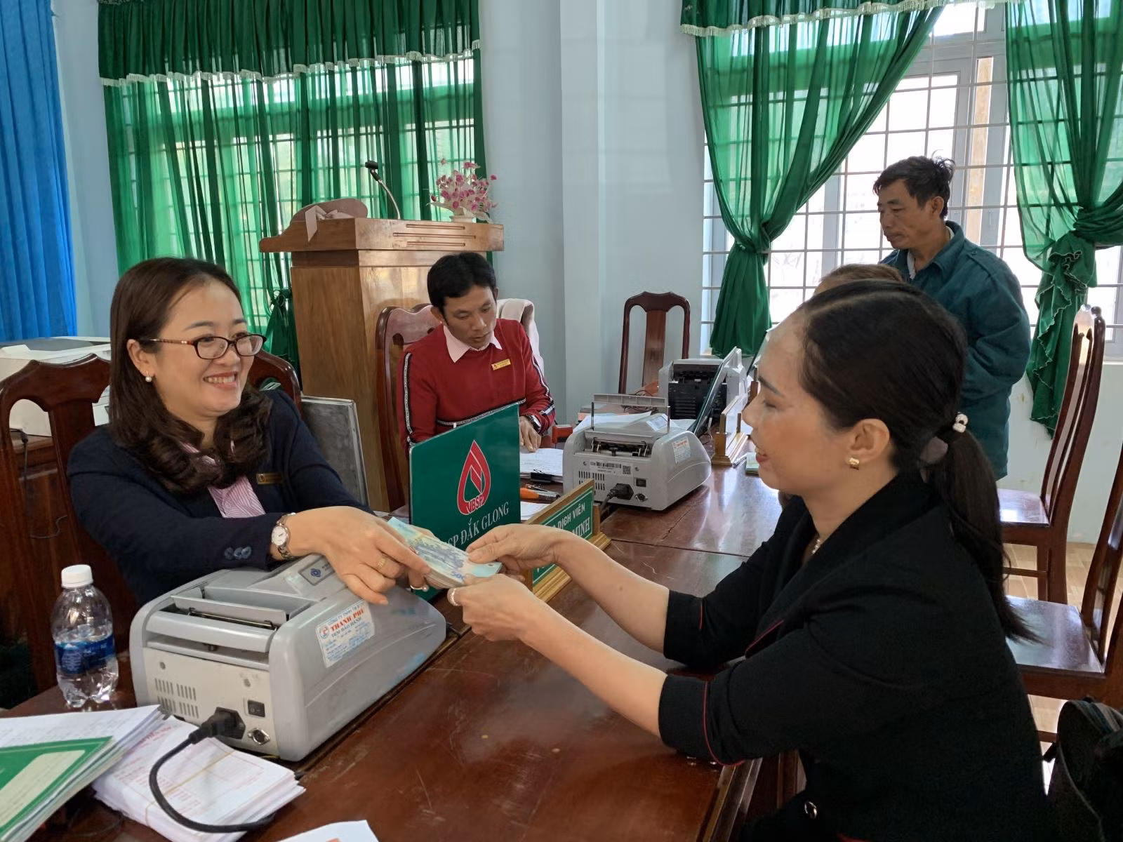 Chú thích ảnh