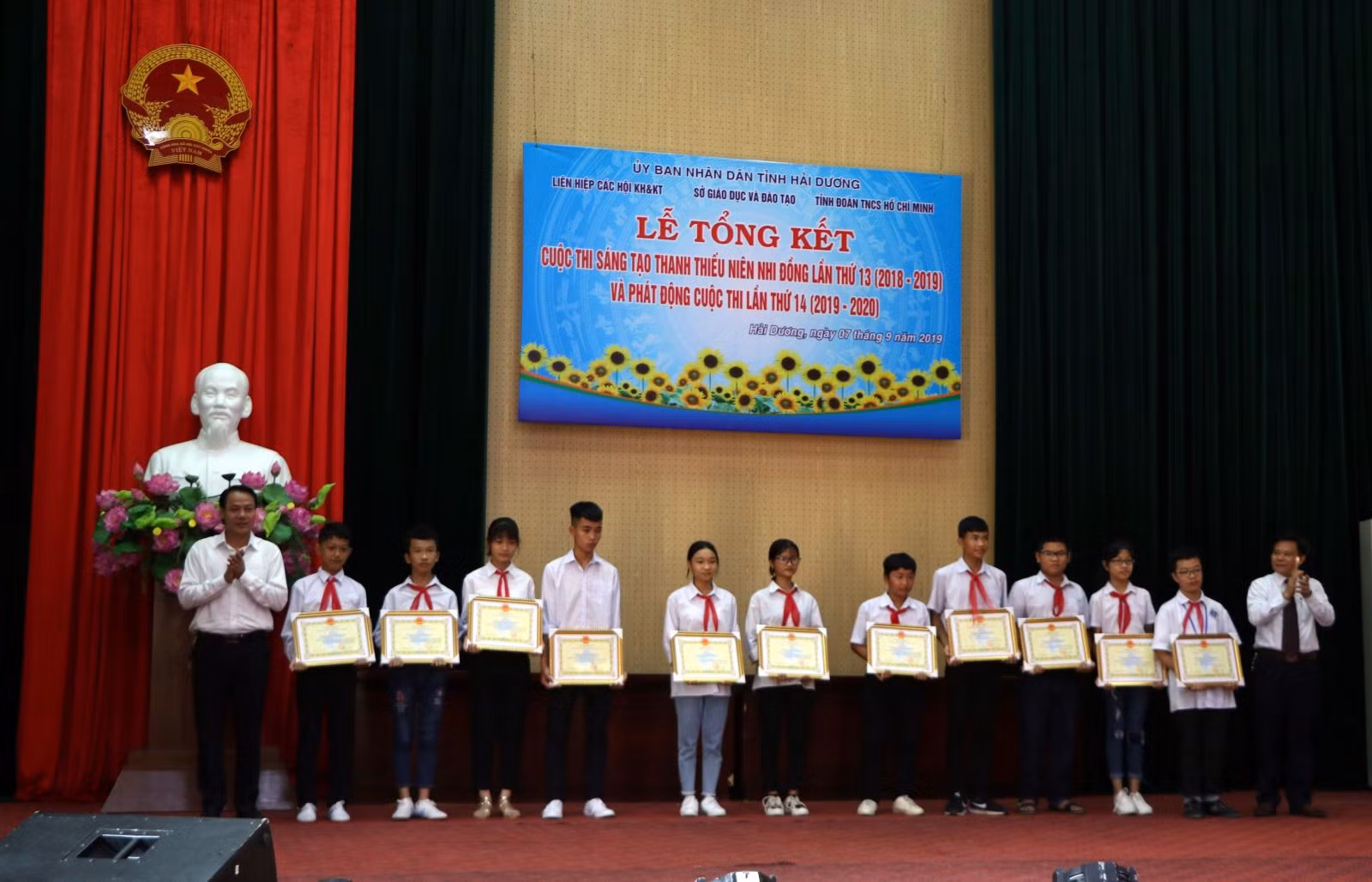 Chú thích ảnh