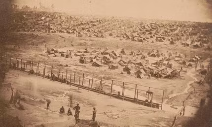 Nhà tù Andersonville. Ảnh: historydefined.net