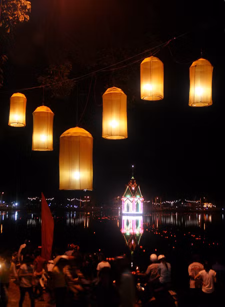 Thắng cảnh Ao Bà Om ảnh 4