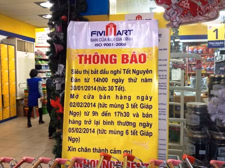 Chợ nhiều hàng hóa, siêu thị 'lèo tèo' sau Tết ảnh 3