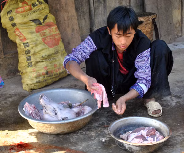 Đồng bào Mông rộn ràng Tết ảnh 2
