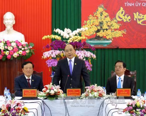 Thủ tướng thăm, chúc Tết Đinh Dậu 2017 tại tỉnh Quảng Ngãi ảnh 1