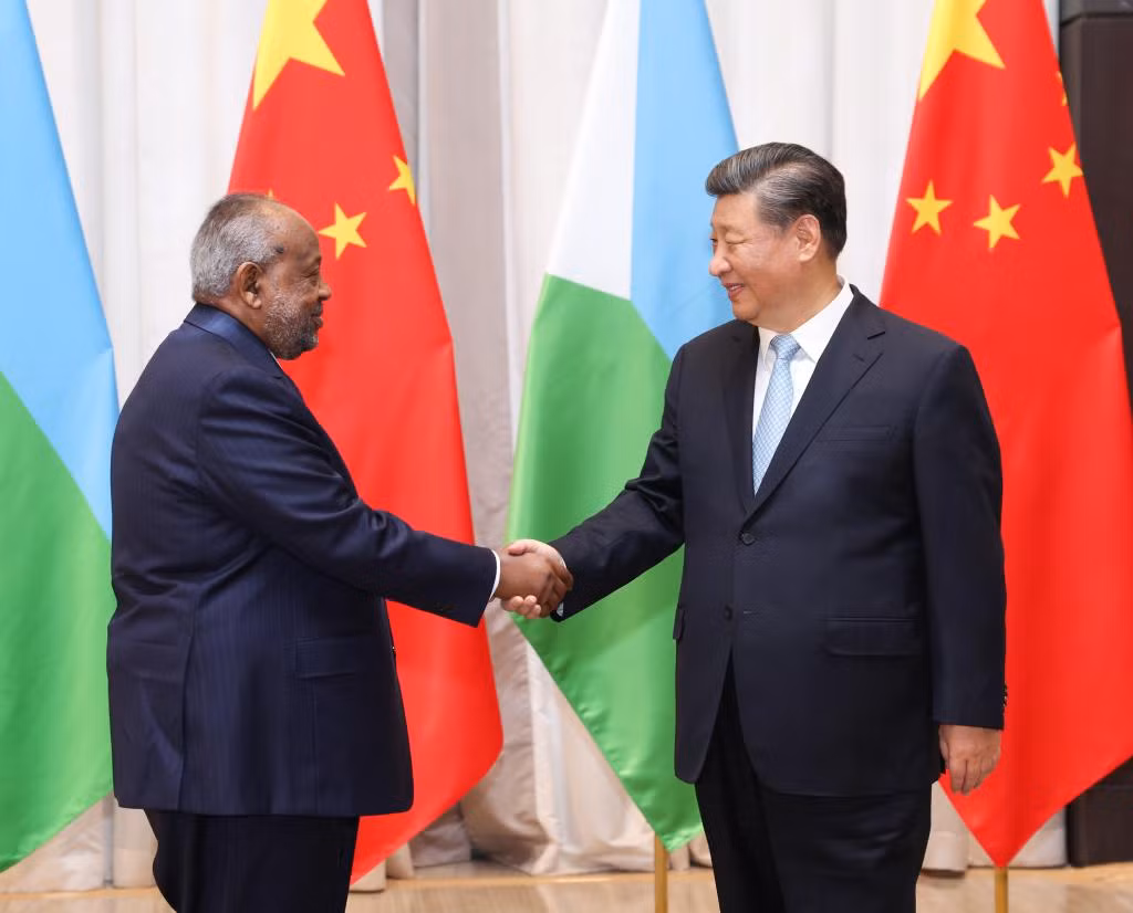 Chủ tịch Trung Quốc Tập Cận Bình hội kiến Tổng thống Djibouti Ismail Omar Guelleh tại Riyadh, Saudi Arabia, ngày 9/12/2022. Ảnh: Tân Hoa xã