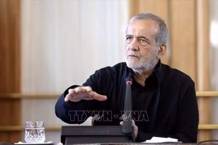 Tổng thống Iran Masoud Pezeshkian. Ảnh: IRNA/TTXVN