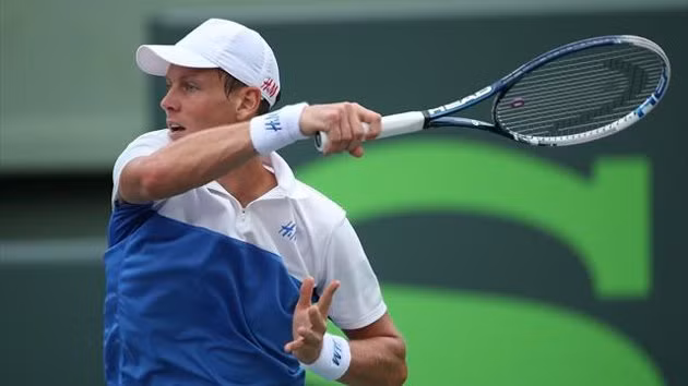 Đối thủ rút lui, Nadal, Djokovic nghiễm nhiên vào chung kết Sony Open ảnh 1