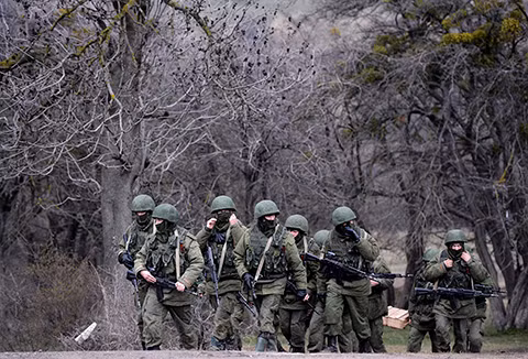 Nga kiểm soát thêm một căn cứ quân sự tại Crimea? ảnh 1