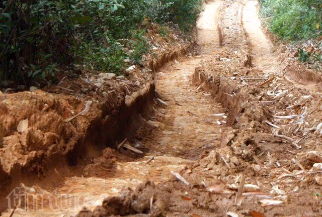 Hết hạn giấy phép doanh nghiệp vẫn ngang nhiên khai thác quặng ảnh 1