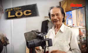 Ảnh viện Lộc giữ nghề chụp chân dung giữa thời ảnh số