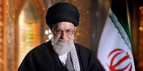 Lãnh tụ tinh thần Iran cảnh báo không đàm phán với Mỹ ảnh 1